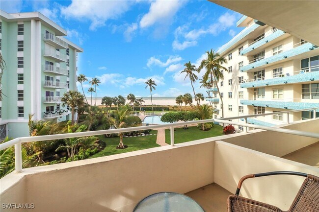 Building Photo - 220 Seaview Ct