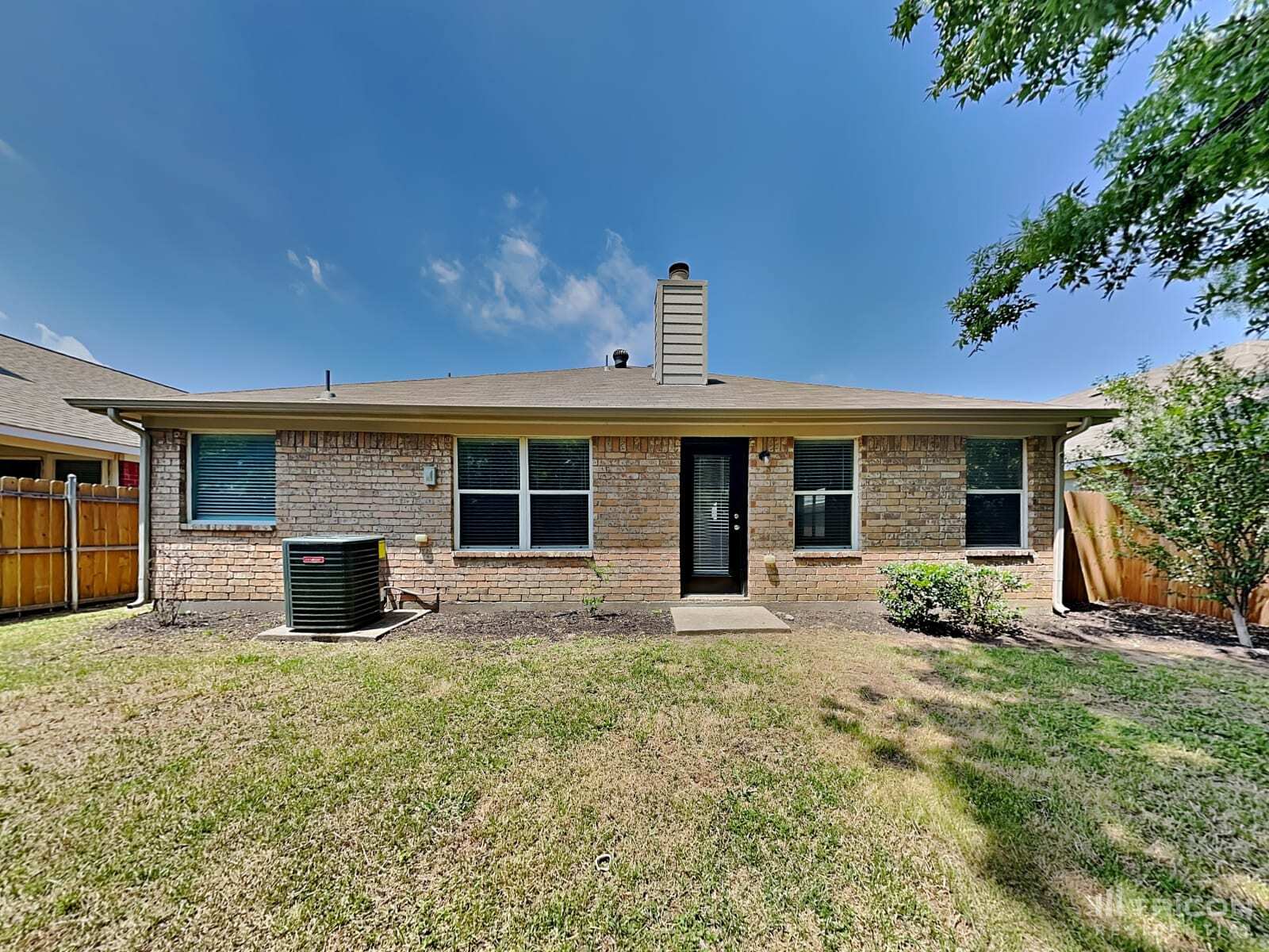 Building Photo - 2544 Taos Dr