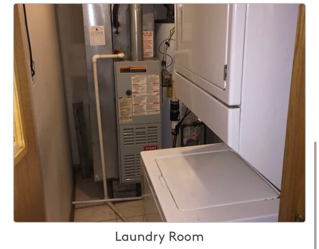 Building Photo - 2431 W Lexington St