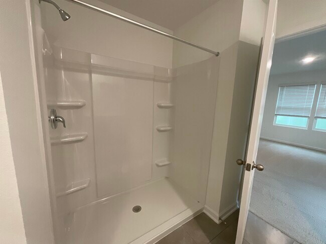 Building Photo - 251 Seaport Breeze Rd