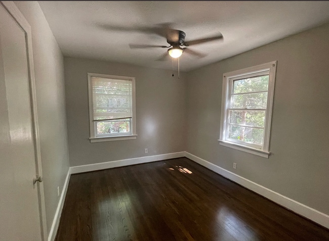 Building Photo - 628 Eastern Ave