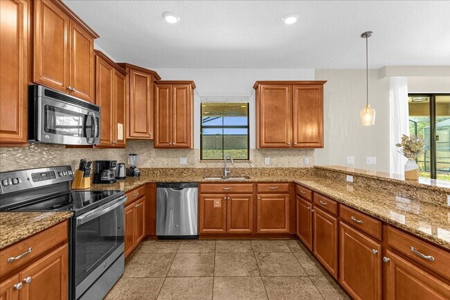 Building Photo - 1483 Rolling Fairway Dr