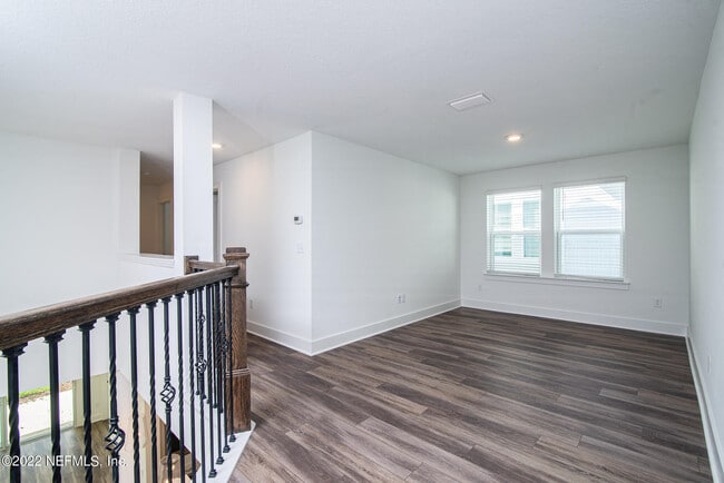 Building Photo - 183 Millenia Dr