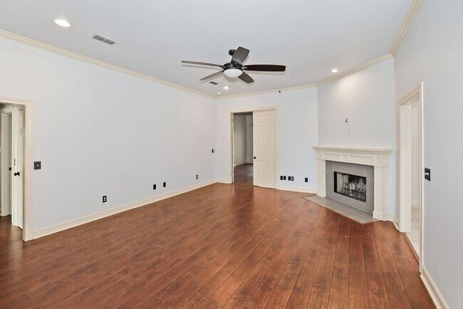 Building Photo - $3195 Per Month after the Lease with Purch...