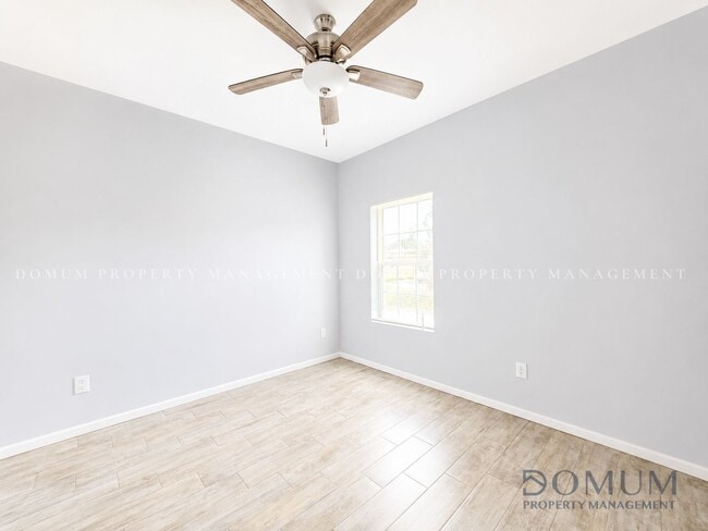 Building Photo - 1514 Quitaca Dr