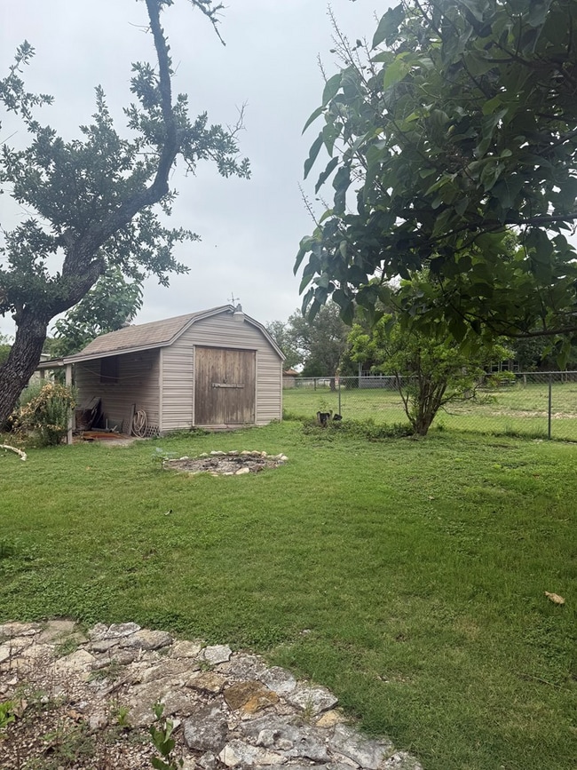 Building Photo - 129 Forest Cir