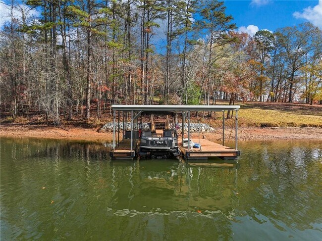 Building Photo - 7328 Ivy Cir