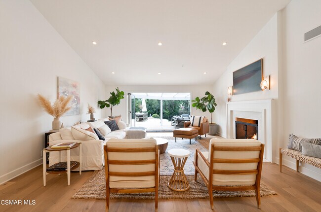 Building Photo - 2653 Via Zurita Ct
