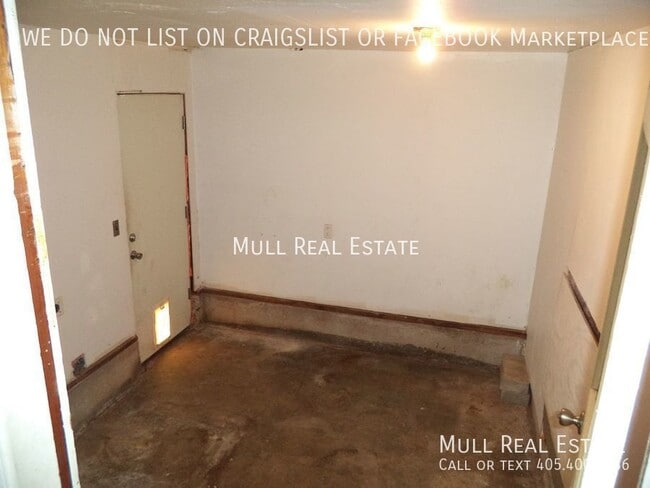 Building Photo - 3932 SE 10th Pl