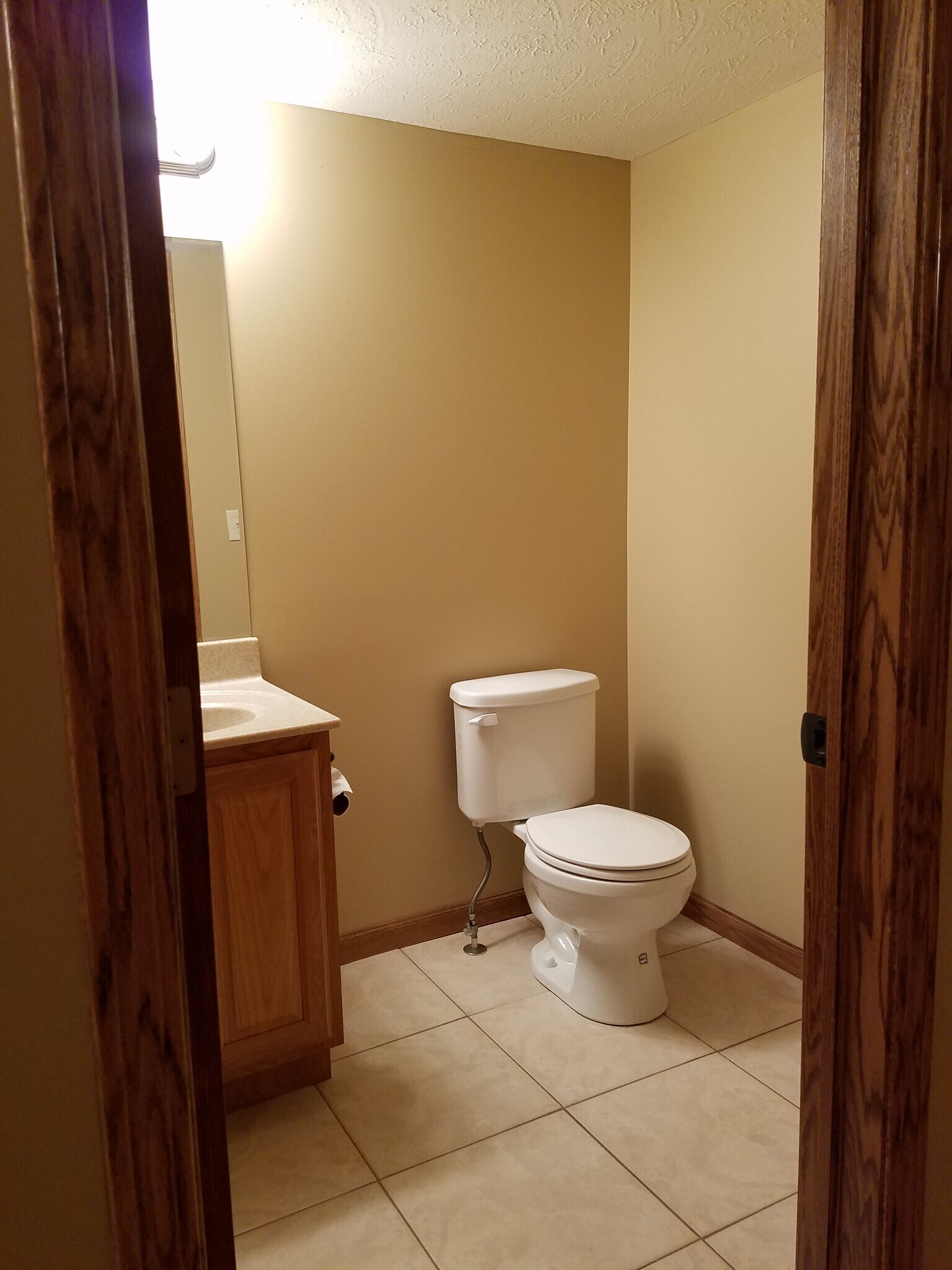 Main level half bathroom - 158 North Eleventh Street