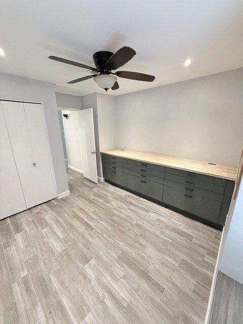 Building Photo - FOR RENT