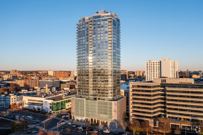 Building Photo - Park Tower Stamford
