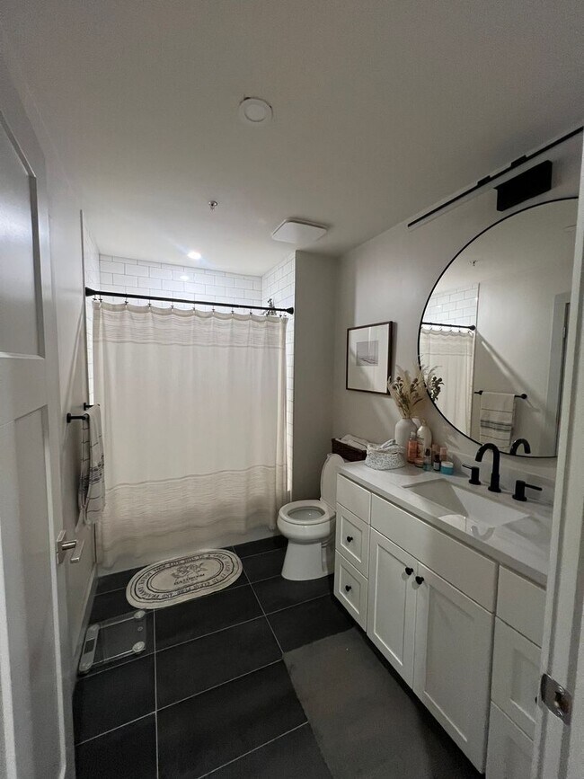 Interior Photo - 2 Thomas Street