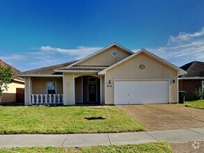 Building Photo - No Application Fees* $1000 off 1st months ...