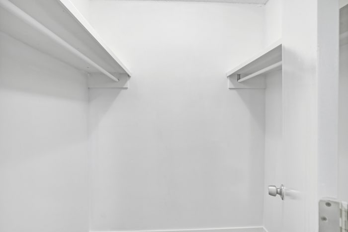 Building Photo - 4615 Sherbrook Dr