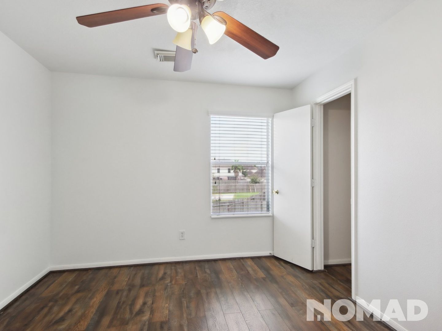 Building Photo - 18518 Knob Hill Lake Ln