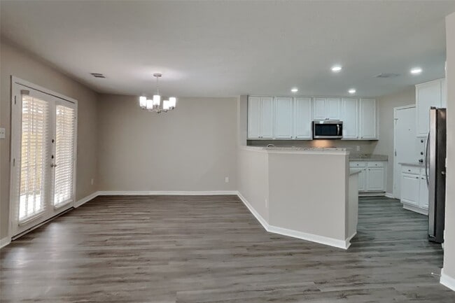 Building Photo - 7734 Pasture Bend Ln