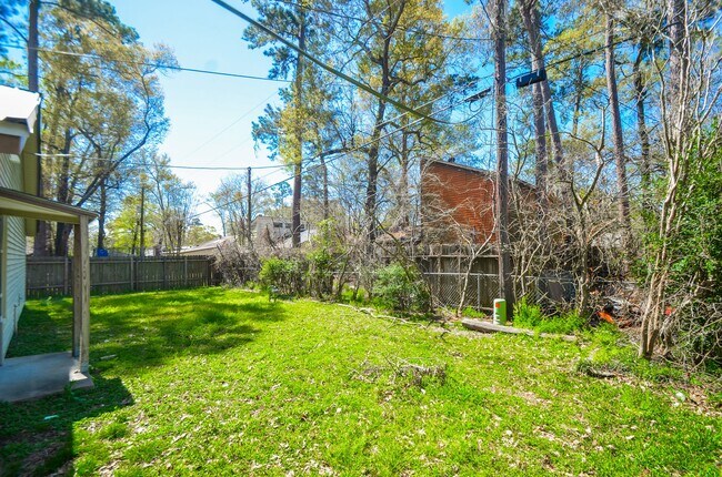 Building Photo - 123 Cypress Ln