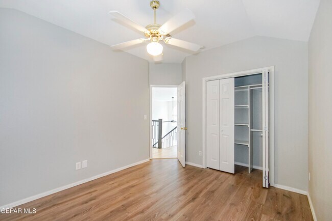 Building Photo - 918 Bellacumbre Dr