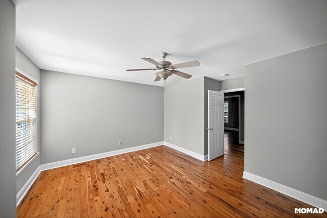 Building Photo - 405 Foxbridge Ct