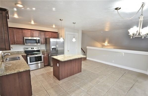 Building Photo - 10912 Poplar Brook Pl
