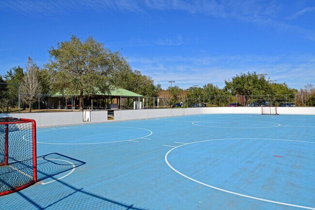 Building Photo - Impeccably Maintained Home in Summerfield Village - Lakewood Ranch!
