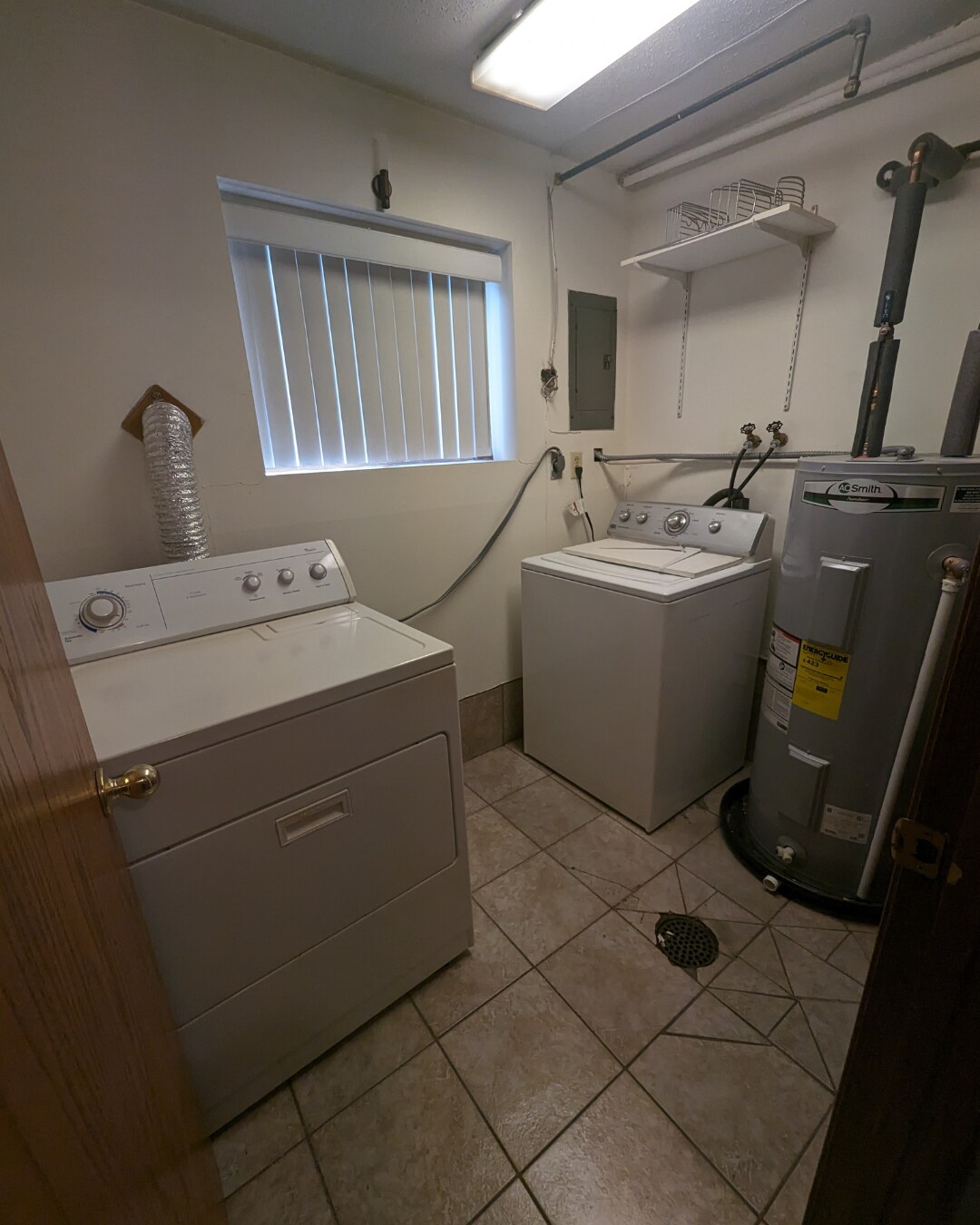 Building Photo - 715 21st St S