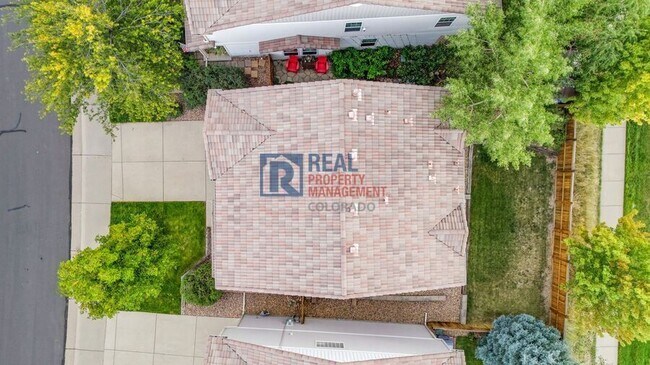 Building Photo - 2175 Coach House Loop