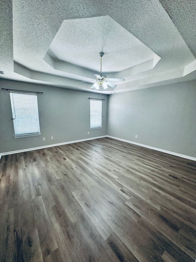 Building Photo - 210 Cumberland Woods Terrace