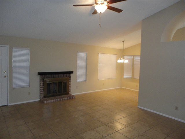 Building Photo - 3881 W Denver St