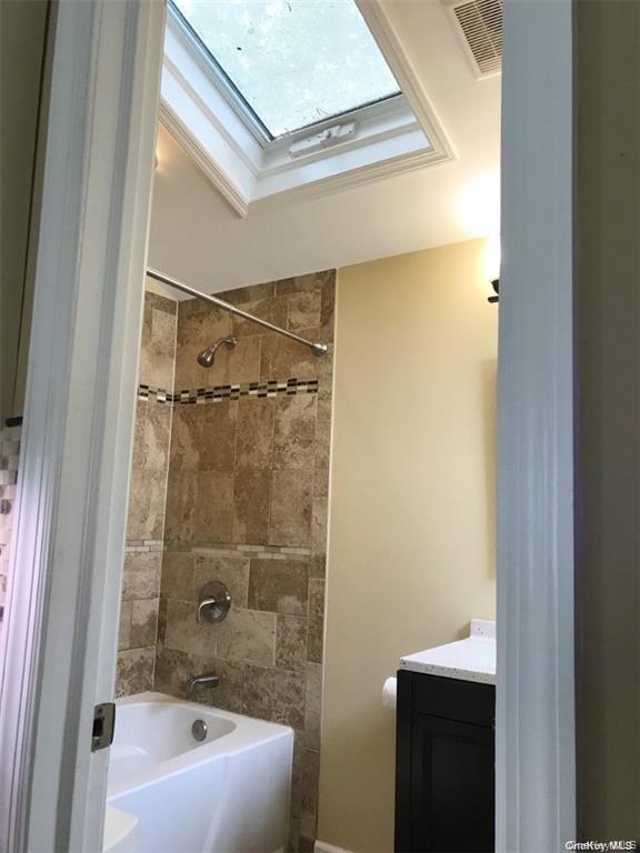 Building Photo - 175 Richmond Blvd