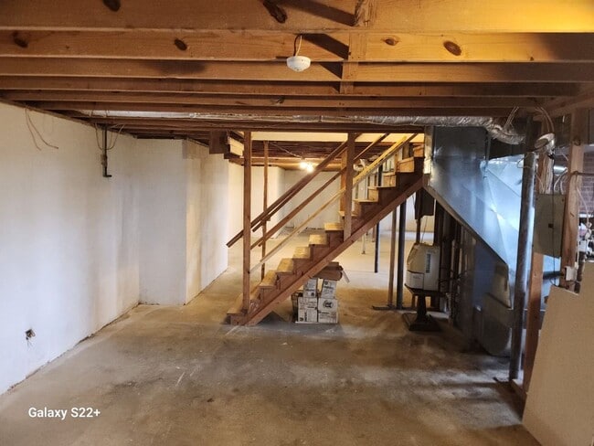 Building Photo - 971 Manningham Rd