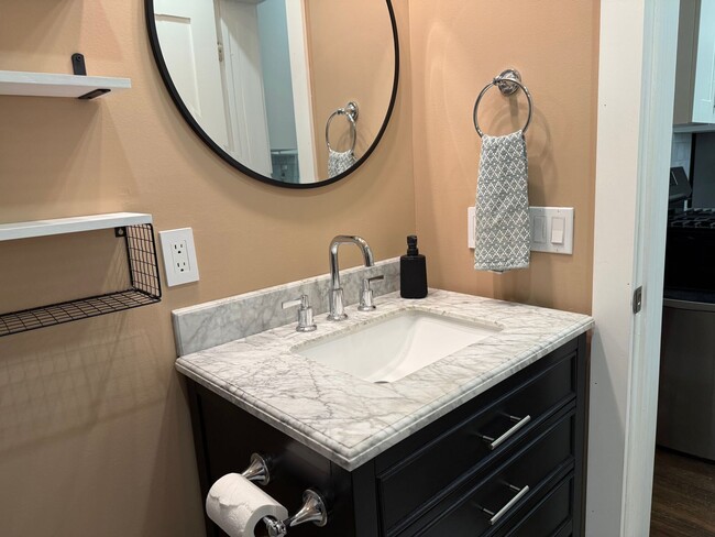 Building Photo - Charming Kalispell Home