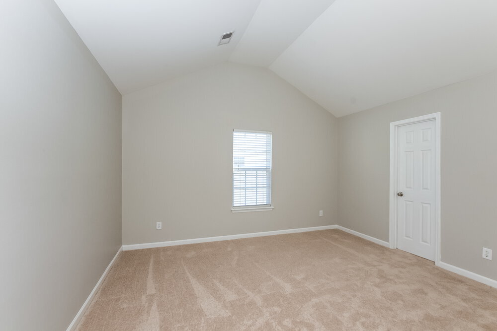 Building Photo - 7017 Hidden Creek Dr