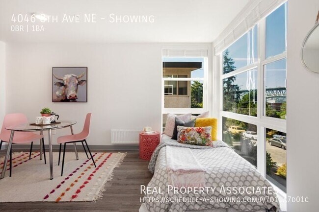 Building Photo - 4046 8th Ave NE