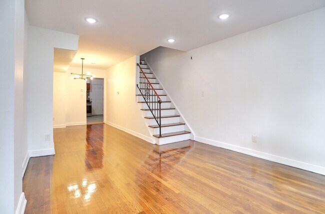 Building Photo - 8 Van Nostrand Ave