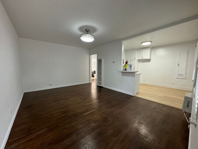 Interior Photo - 11355 Tiara St