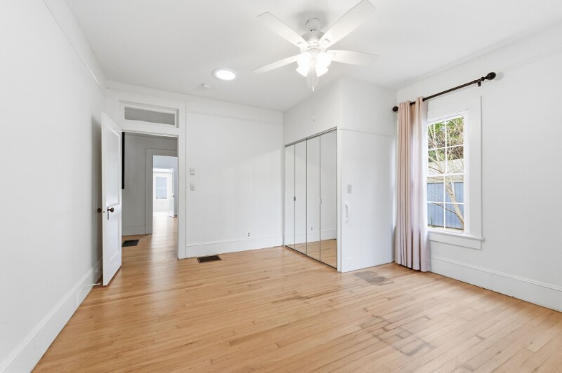 Building Photo - 1458 S Main St