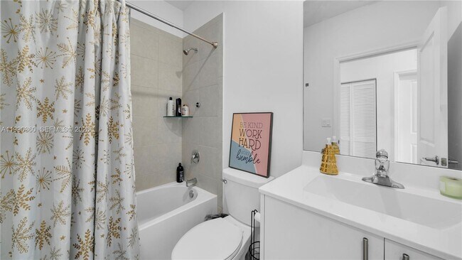 Building Photo - 11851 SW 246 Terrace