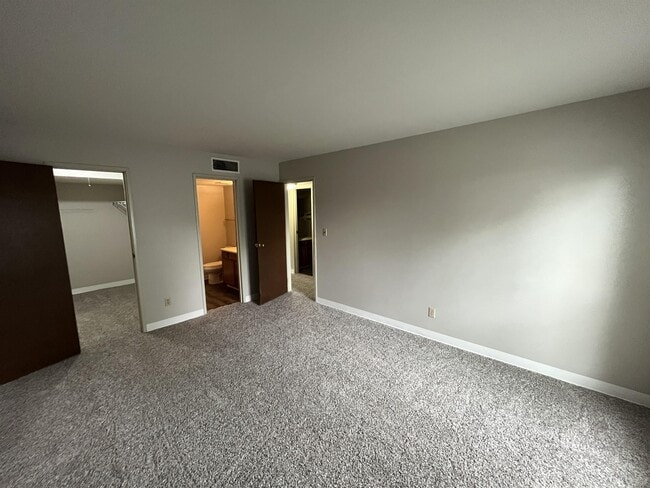 Building Photo - 7342 S Xenia Cir