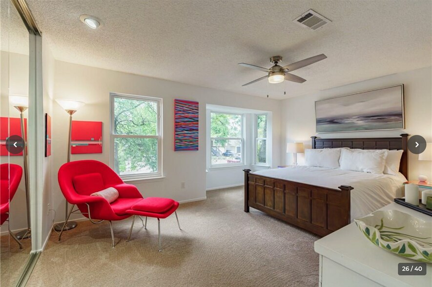 2nd floor main bedroom - 11700 Sweetwater Trl