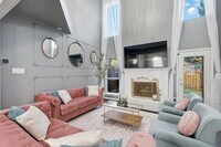 Building Photo - 537 Purdue Dr