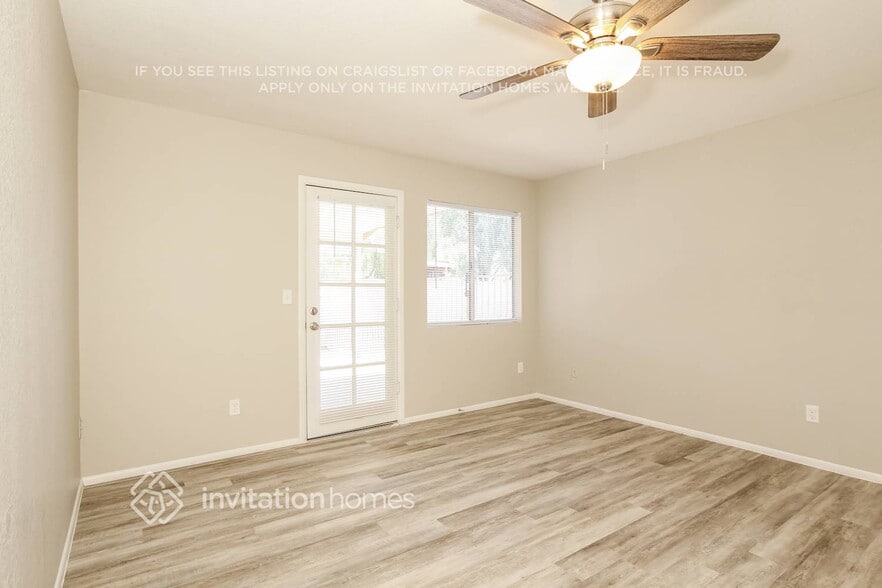 Building Photo - 4316 N 106th Dr