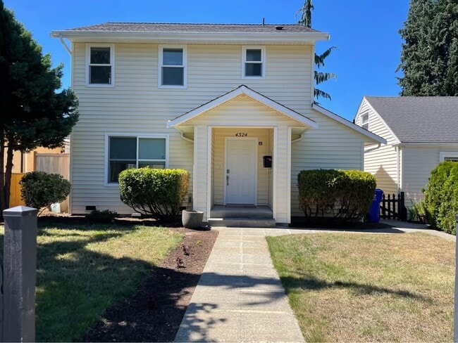 Building Photo - 4324 Hoyt Ave
