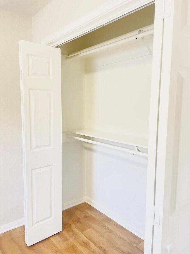 Master closet - 2024 Jean St