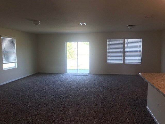 Building Photo - Charming 3bd/2ba Home! Must See!