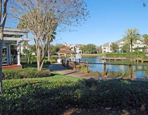 Building Photo - LUXURY 3 Bedroom / 2 Bath Townhome in a ga...