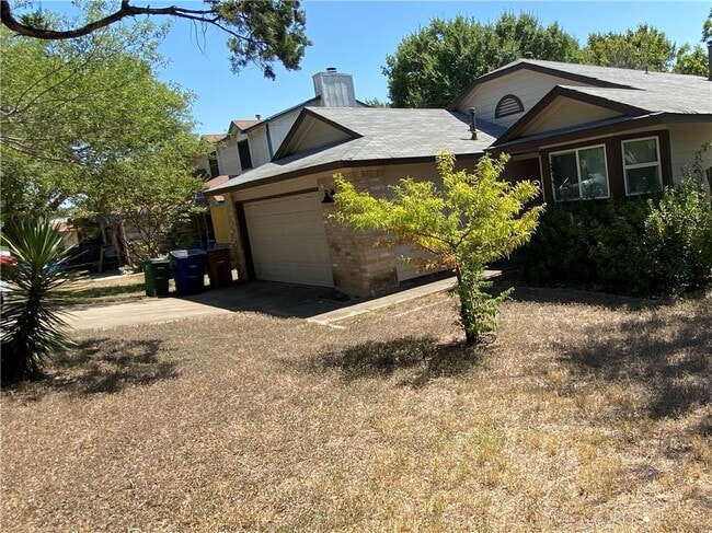 Building Photo - 11915 Rosethorn Dr