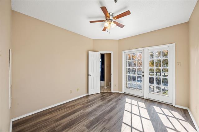 Building Photo - 4800 W Lovers Ln