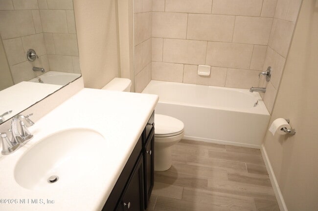 Building Photo - 6816 Crosby Falls Dr